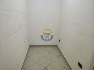 Oficina en alquiler en La Chantría - La Lastra en León