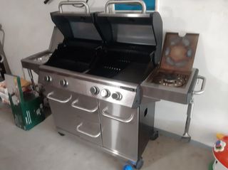 Barbacoa Leroy Merlin Metal Negra y Plateada