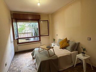 Piso en venta en Milán - Pumarín - Teatinos en Oviedo