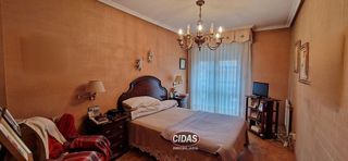 Piso en venta en Santo Domingo en Oviedo