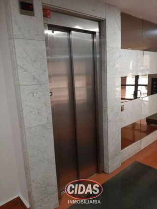 Piso en venta en Santo Domingo en Oviedo