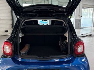 Smart ForFour EQ electric drive 60 kW (82 CV)