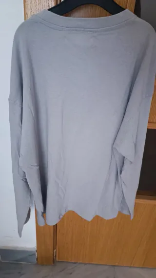 Camiseta Zara Manga Larga Gris