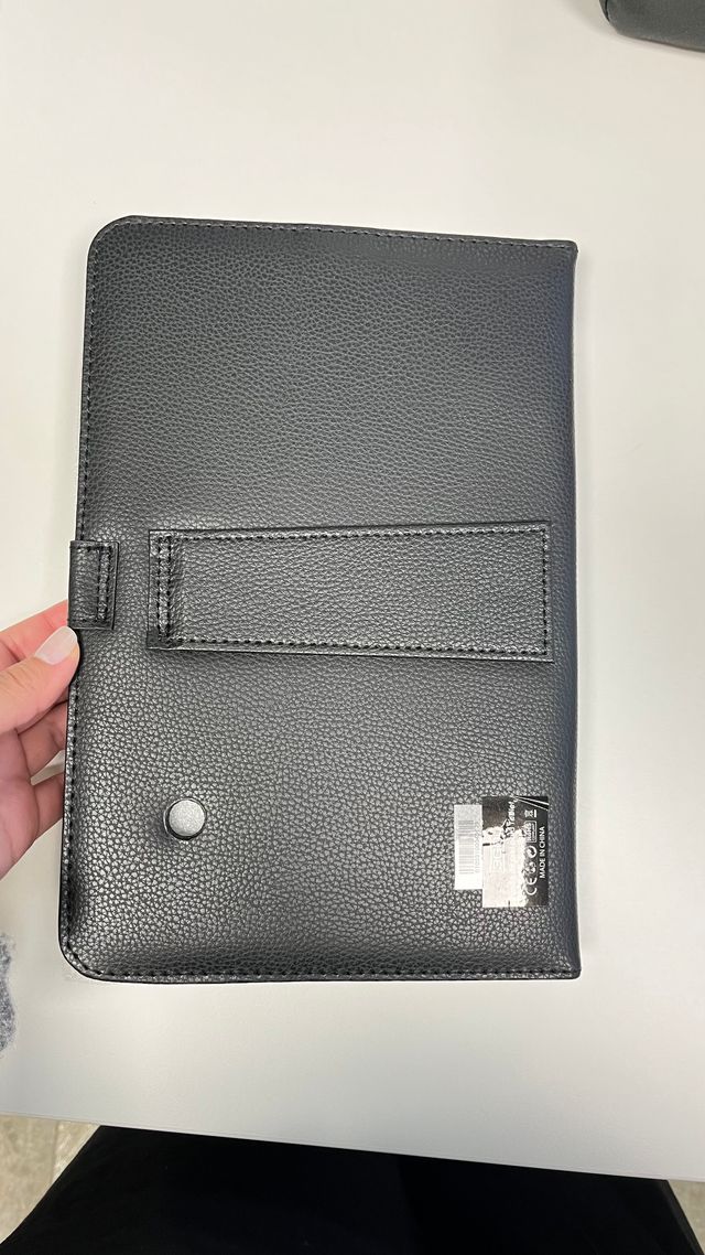 Funda Tablet 10.1 3GO CSGT13 con Teclado