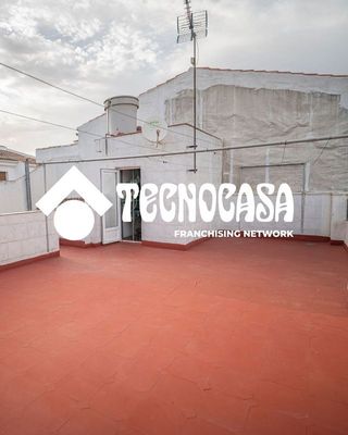 Casa adosada en venta en Linares