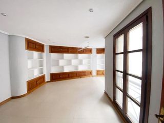 Oficina en alquiler en Centro en Torrelavega