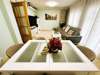 Casa adosada en venta en Loeches