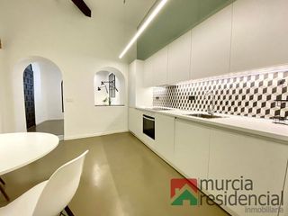 Piso en alquiler en Centro en Murcia