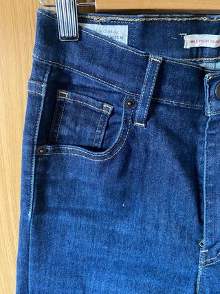 Pantalones vaqueros levis