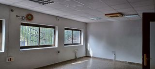 Nave industrial en alquiler en Santa Cruz - Industria - Polígono Campollano en Albacete