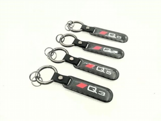 LLAVERO DE CARBONO CON LOGO AUDI Q5
