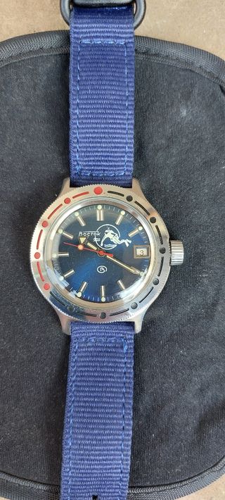 Reloj Vostok Amphibia automático azul Scuba dude