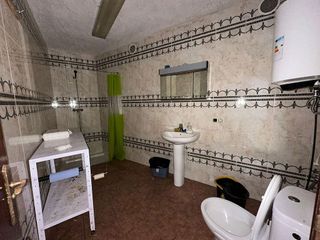 Local comercial en venta en Castiñeiriño - Cruceiro de Sar en Santiago de Compostela