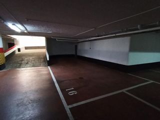 Local comercial en venta en Lovaina - Aranzabal en Vitoria-Gasteiz