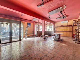 Local comercial en venta en Los Ángeles - Cruz de Caravaca en Almería
