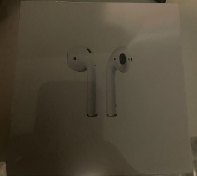 Airpods Apple sin estrenar con plástico