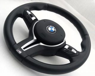 volante BMW en perfecto estado