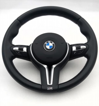 volante BMW en perfecto estado