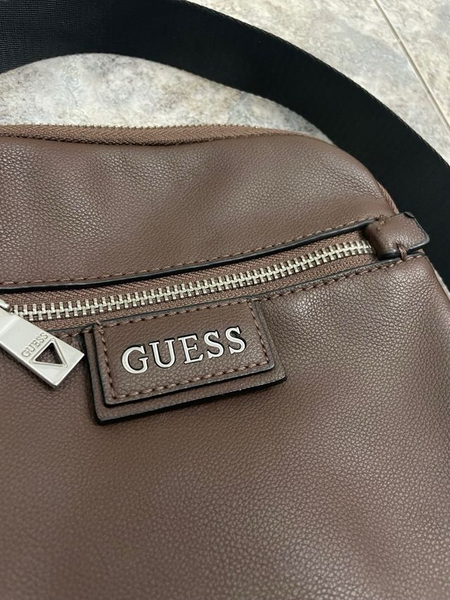 Bandolera Guess Marrón