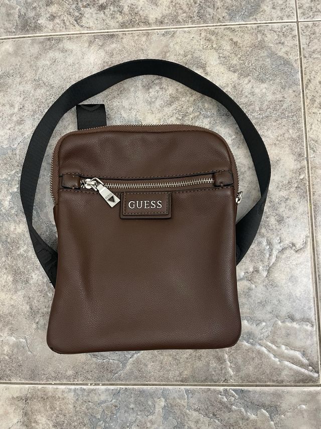 Bandolera Guess Marrón