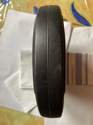 CUATRO DISCOS DE 2,50 KILOS  DIÁMETRO 210 x 28 INT