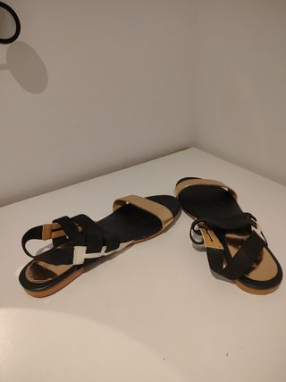Sandalias Xti Mujer Talla 38 Negro Dorado