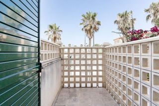 Casa adosada en venta en La Malva-rosa en Valencia