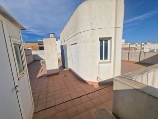 Piso en alquiler en Plaza de Toros - Santa Rita en Almería
