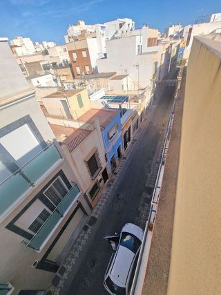 Piso en alquiler en Plaza de Toros - Santa Rita en Almería