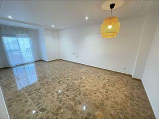 Piso en alquiler en Sector V en Elche