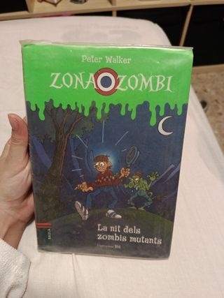 La nit dels zombis mutants
