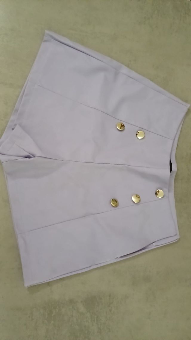 Pantaloncini in pelle