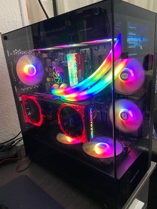 PC i7 8Gb GRAFICA VEGA56 32Gb RAM GAMING