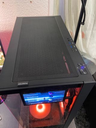 PC i7 8Gb GRAFICA VEGA56 32Gb RAM GAMING