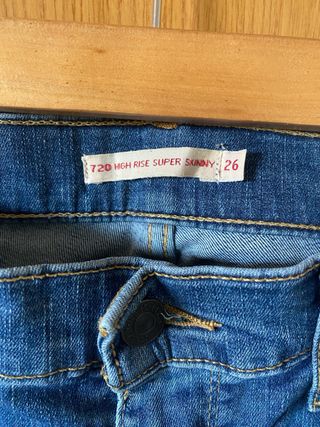 Pantalones vaqueros levis