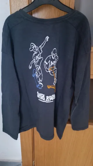 Camiseta gris manga larga KEEP MOVING marca TopTop