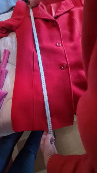 Abrigo Rojo Elegante