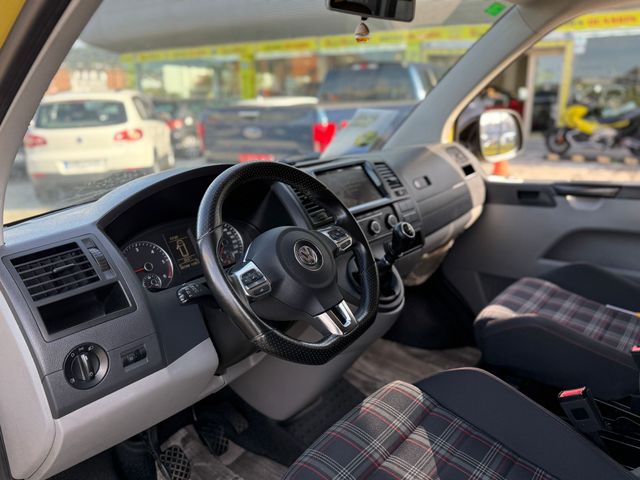 Volkswagen Transporter 2011