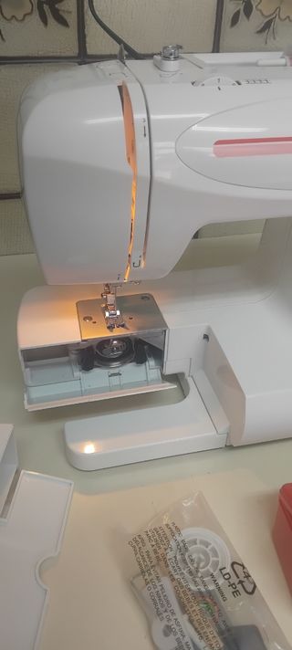 Máquina de coser portatil Sigma 307