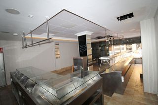 Local comercial en alquiler en Universidad en Ciudad Real