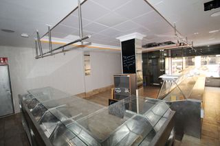 Local comercial en alquiler en Universidad en Ciudad Real