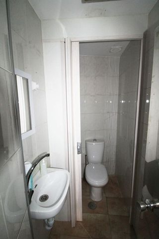 Local comercial en alquiler en Universidad en Ciudad Real