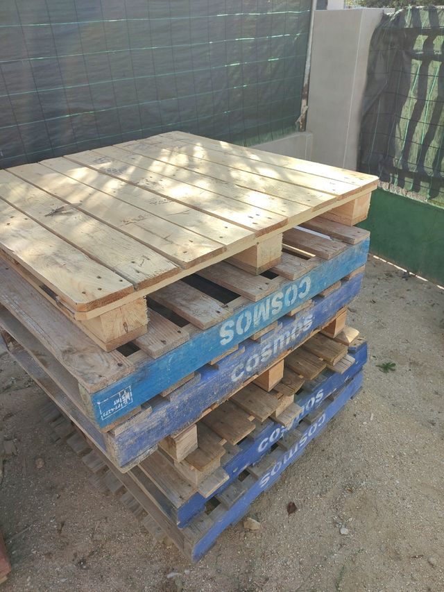 Palet Europeo 100 x 120 Sólo los vendo. En persona