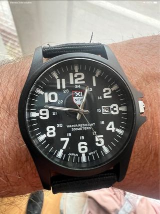 Reloj XI Cuarzo estilo militar.