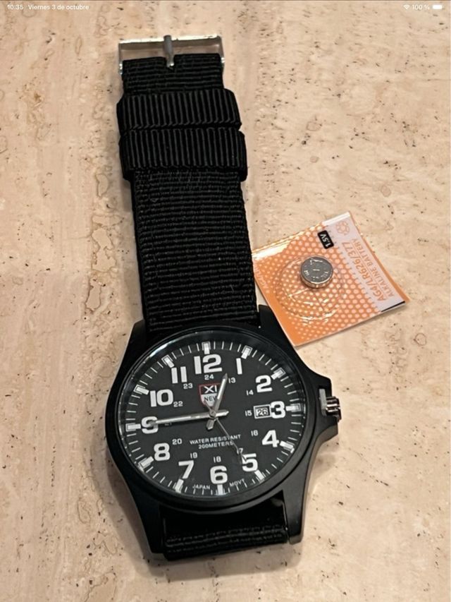 Reloj XI Cuarzo estilo militar.
