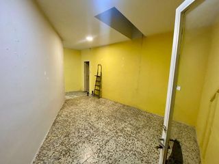 Local comercial en venta en Universidad en Ciudad Real