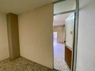 Local comercial en venta en Universidad en Ciudad Real