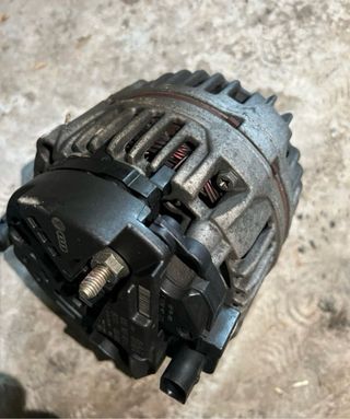 Alternador VAG Seat Leon Audi Skoda VW
