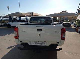 Mitsubishi L200 DOBLE CABINA AUT  
