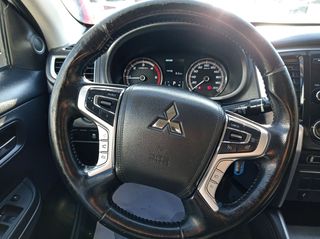 Mitsubishi L200 DOBLE CABINA AUT  